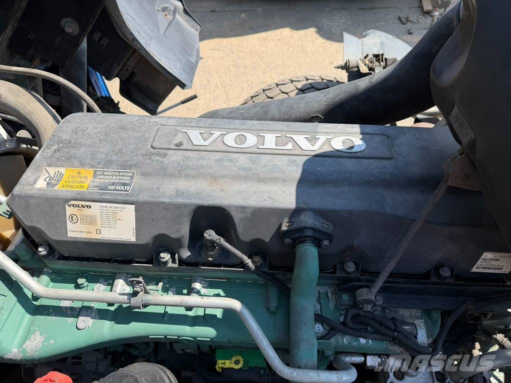 Volvo FM 300 Camiones polibrazo