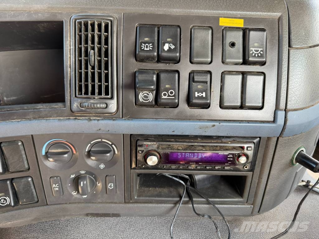 Volvo FM 300 Camiones polibrazo