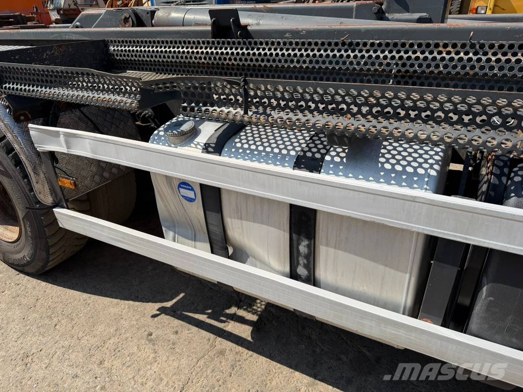 Volvo FM 300 Camiones polibrazo