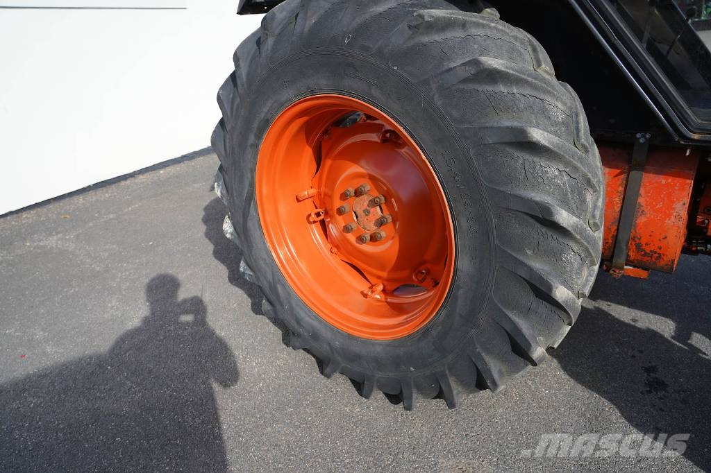 Case IH 1490 / FUK863 Traktorit