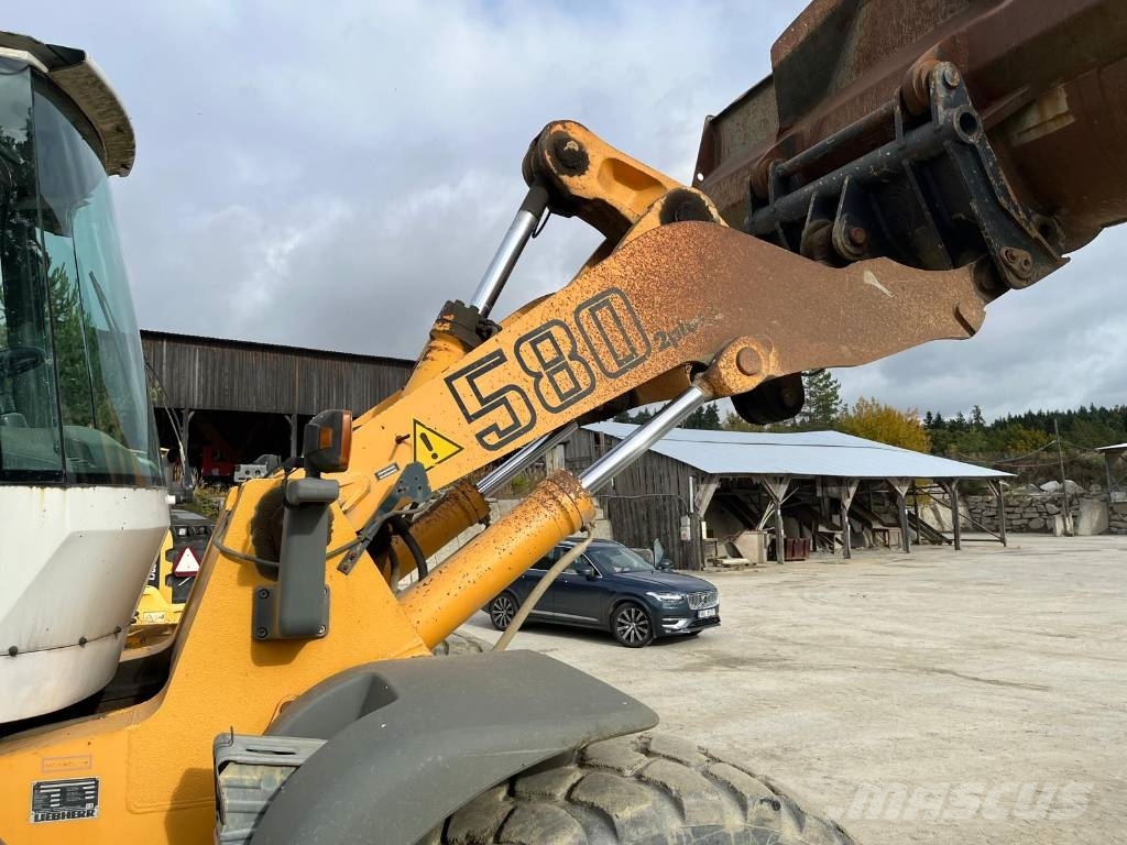 Liebherr L 580 Utovarivači na točkove