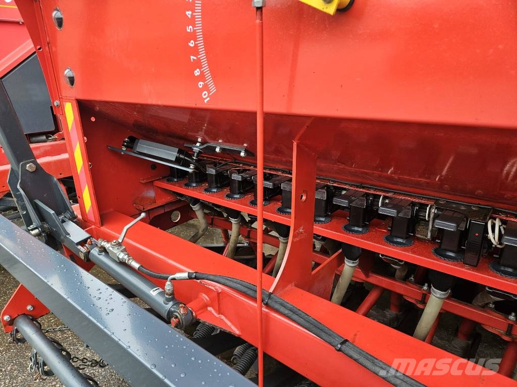 Tume Titan 4000 مثاقيب مدمجة