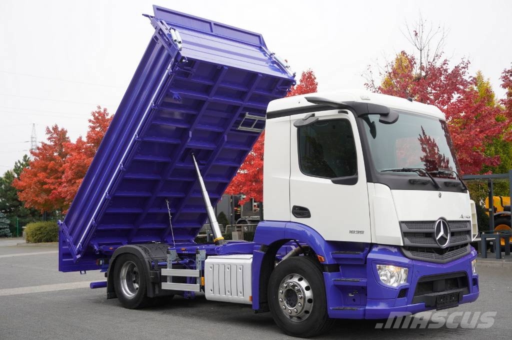 Mercedes-Benz Actros 1835 LS MP5 / NEW 3-way tipper / 200 tho.km Грузовики-Самосвалы