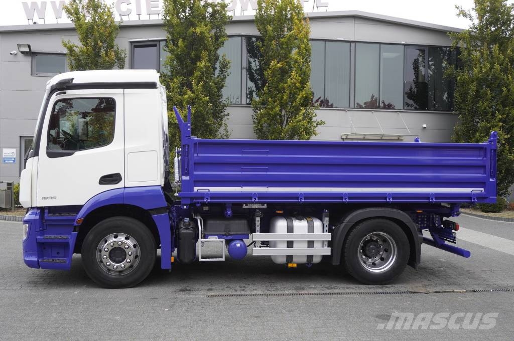 Mercedes-Benz Actros 1835 LS MP5 / NEW 3-way tipper / 200 tho.km Грузовики-Самосвалы