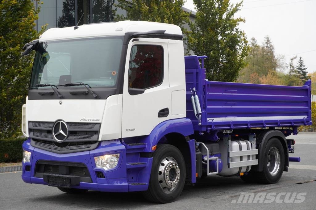 Mercedes-Benz Actros 1835 LS MP5 / NEW 3-way tipper / 200 tho.km Грузовики-Самосвалы