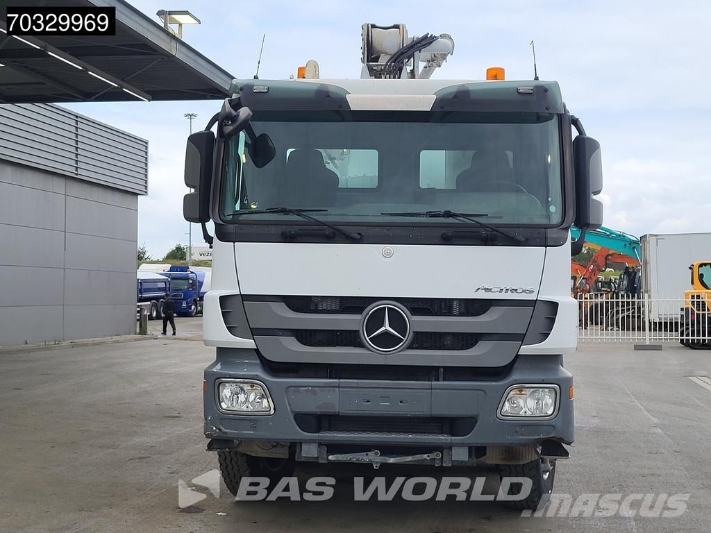 Mercedes-Benz Actros 3241 8X4 Schwing Stetter FBP 24-100 PUMI 7m Camiões bomba Betão