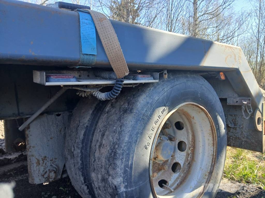 AM Automäkinen AKV Demontažne prikolice