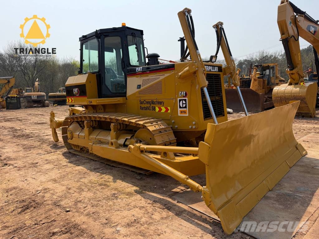 CAT D 7 G 크롤러 도저
