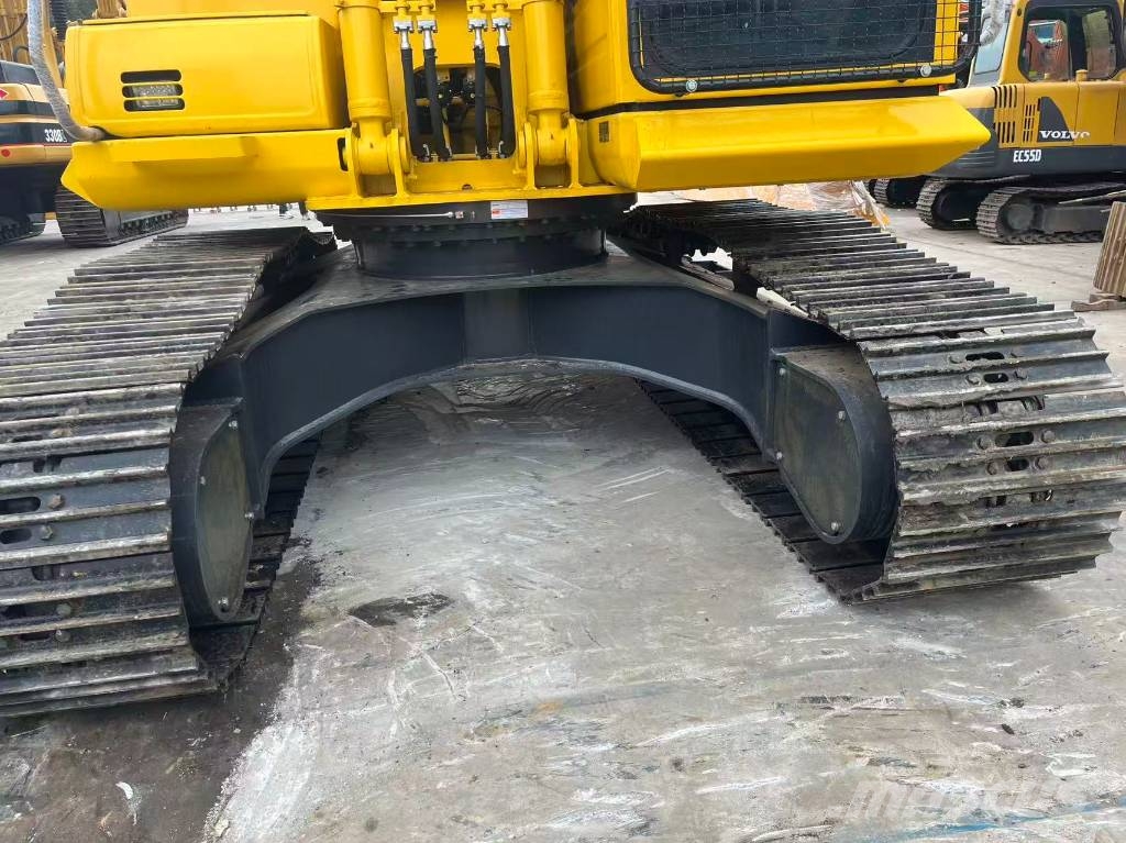 Komatsu PC 200-8 Gravemaskiner på larvebånd