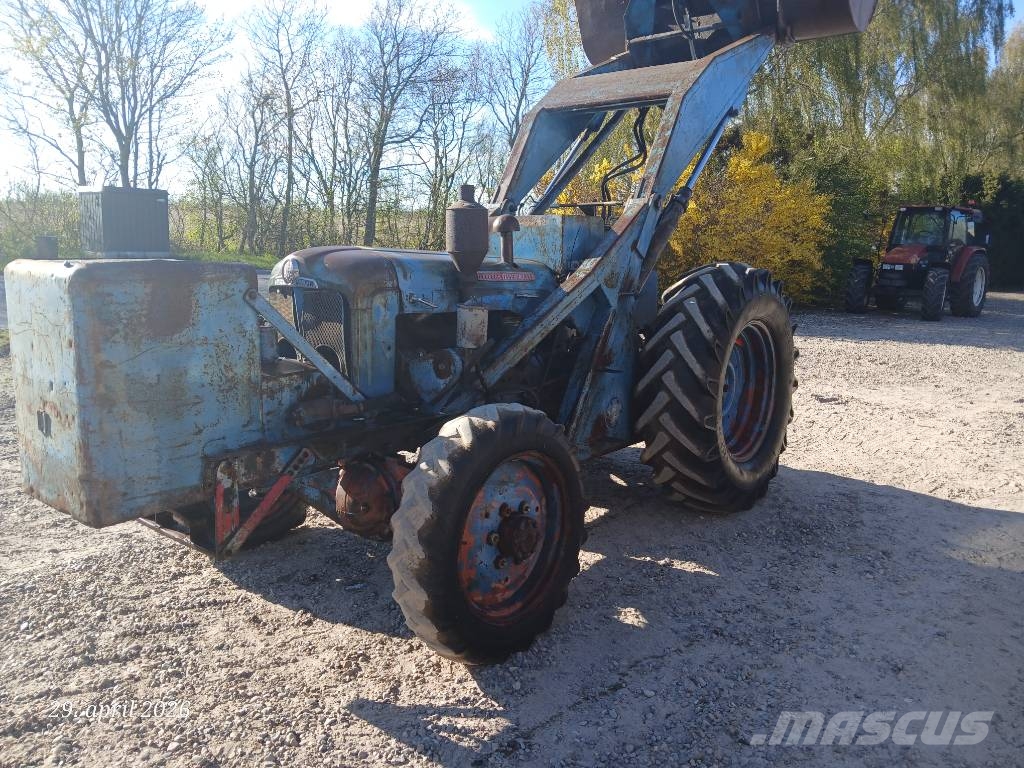 Fordson SUPER MAJOR ROADSTER 4WD Læssemaskine Tractores