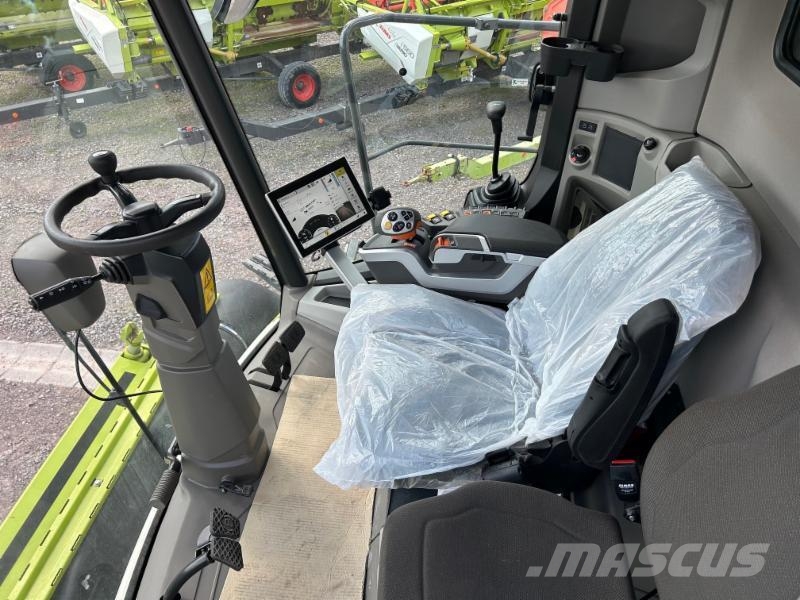 CLAAS TRION 640 Combine harvesters