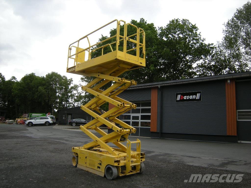 Genie GS 2646 Nožnicové zdvíhacie plošiny