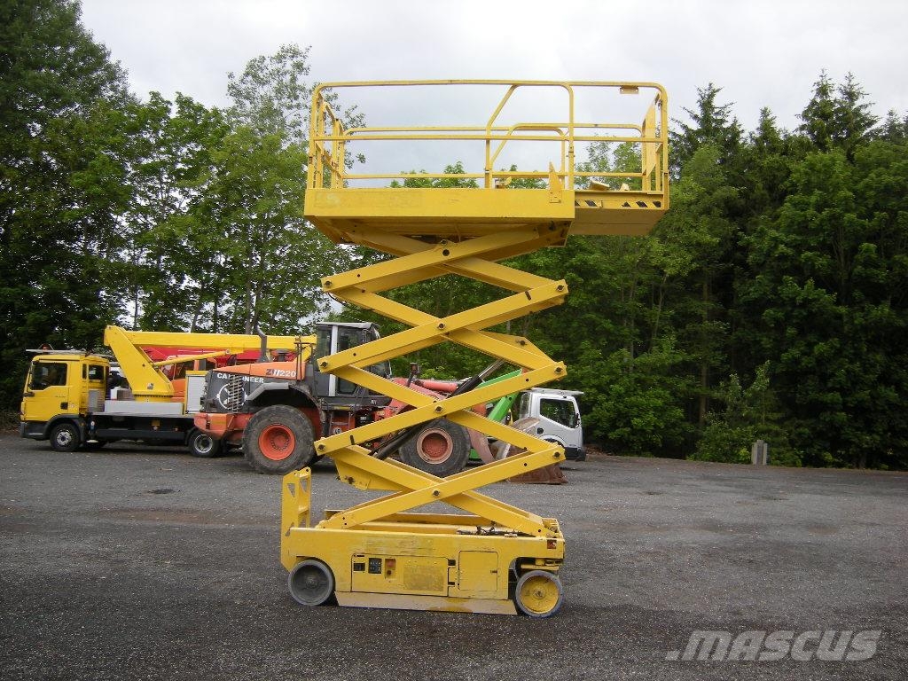 Genie GS 2646 シザースリフト