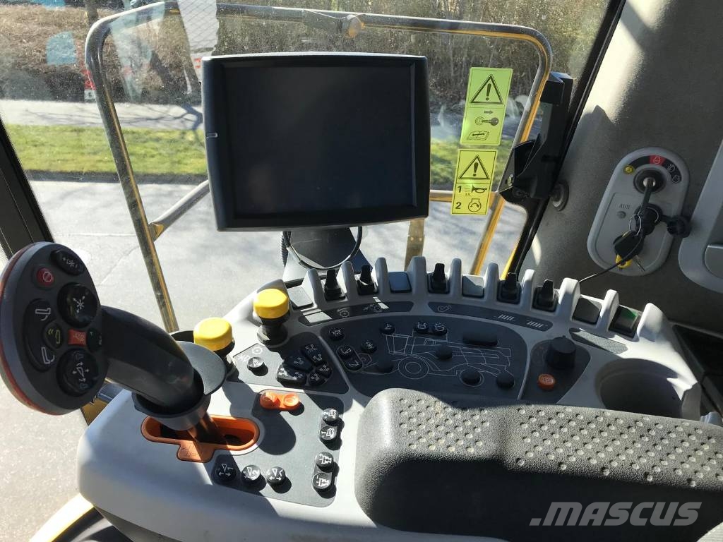 New Holland CX 8.90 SLH Teraviljakombainid