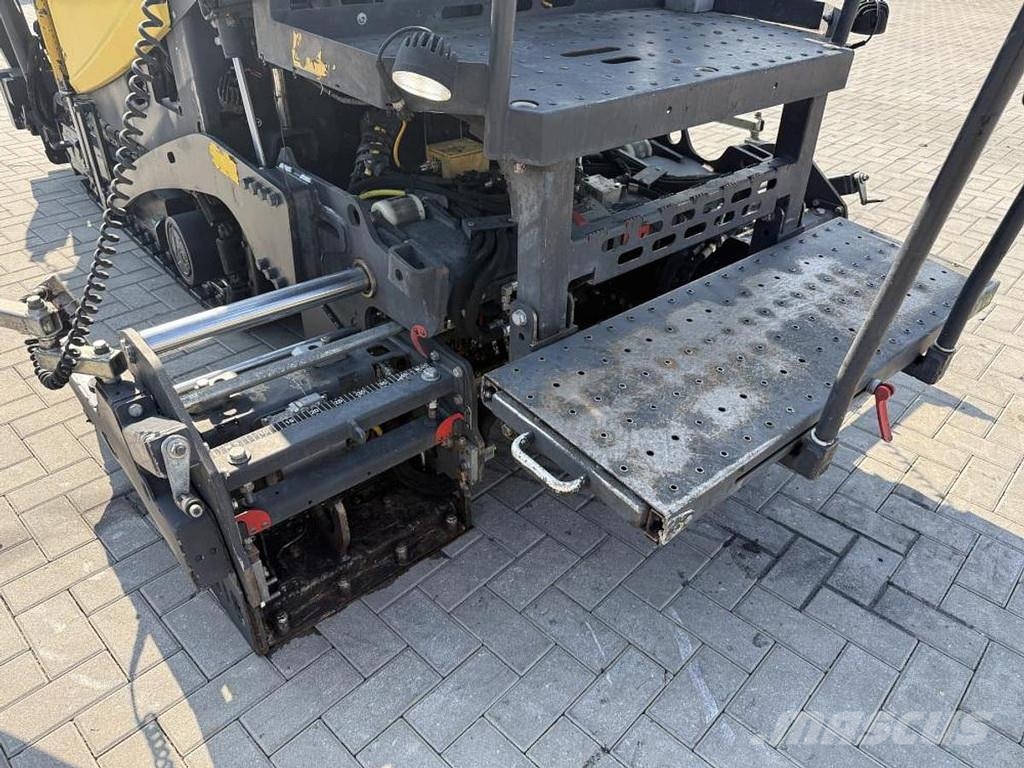 Bomag BF 200 C-2 Asfaltni finišeri
