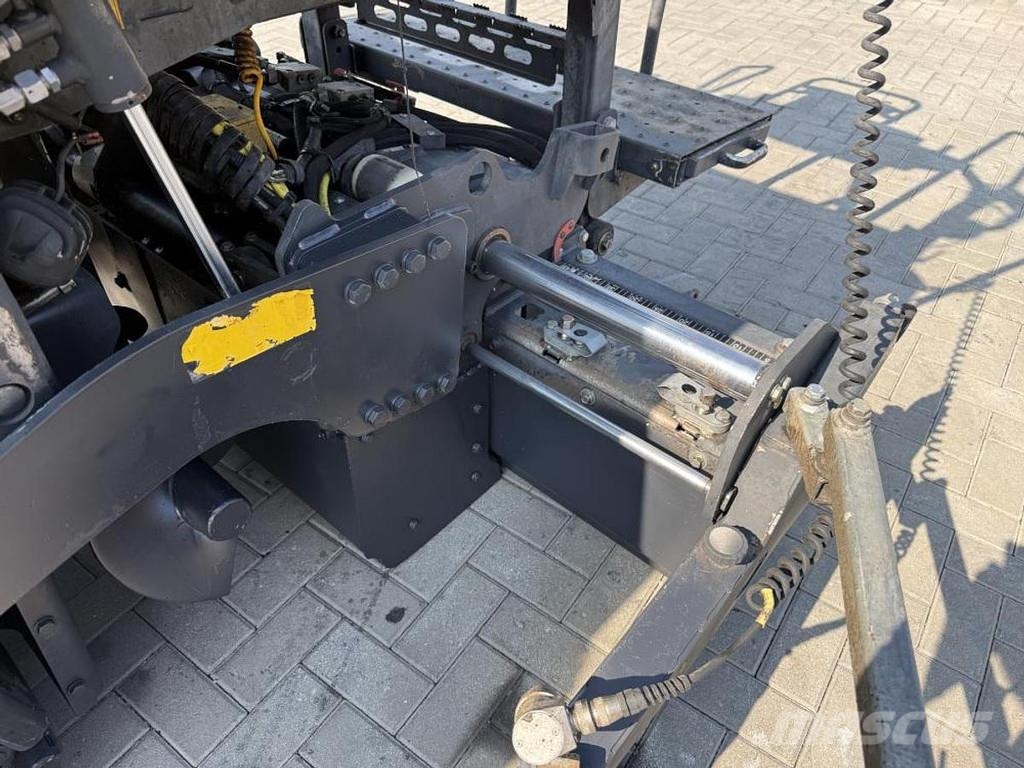 Bomag BF 200 C-2 Asfaltni finišeri