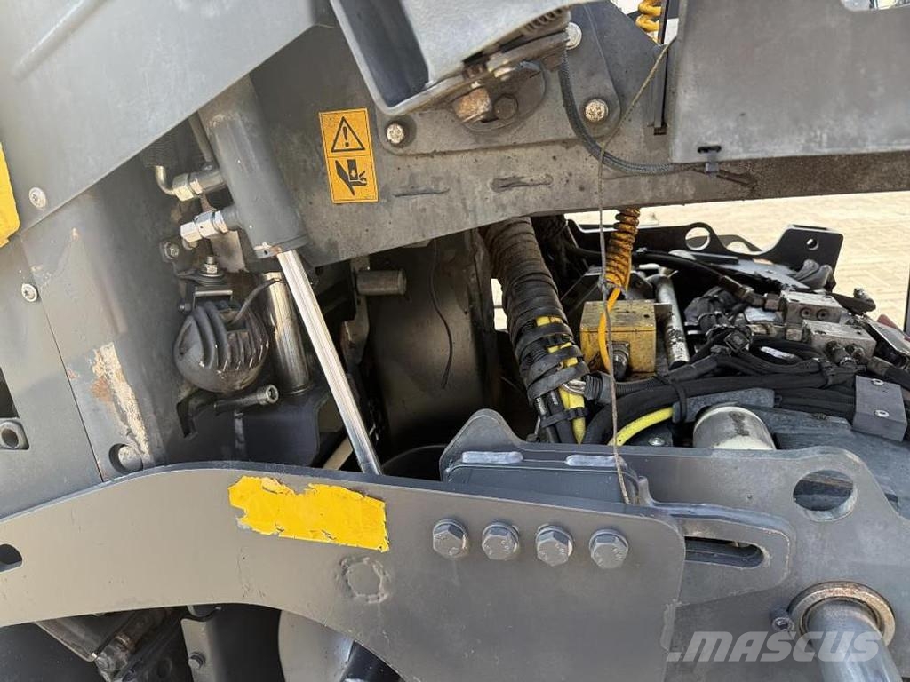 Bomag BF 200 C-2 Asfaltni finišeri