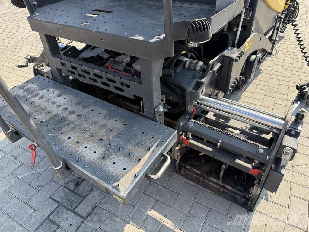 Bomag BF 200 C-2 Asfaltni finišeri