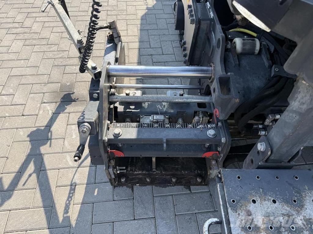 Bomag BF 200 C-2 Asfaltni finišeri