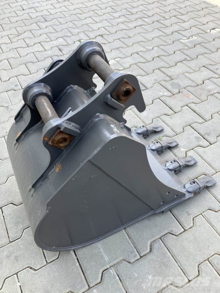 Volvo Tieflöffel mit Zähnen - Festanbau Excavator