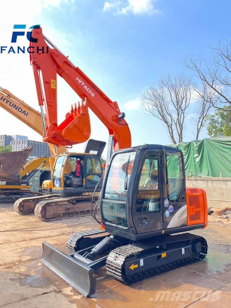 Hitachi ZX60LC حفارات زحافة