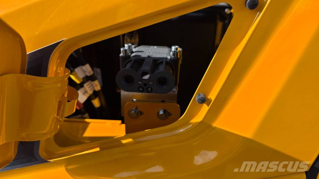 UN Forklift FL 35 Elektromos targoncák