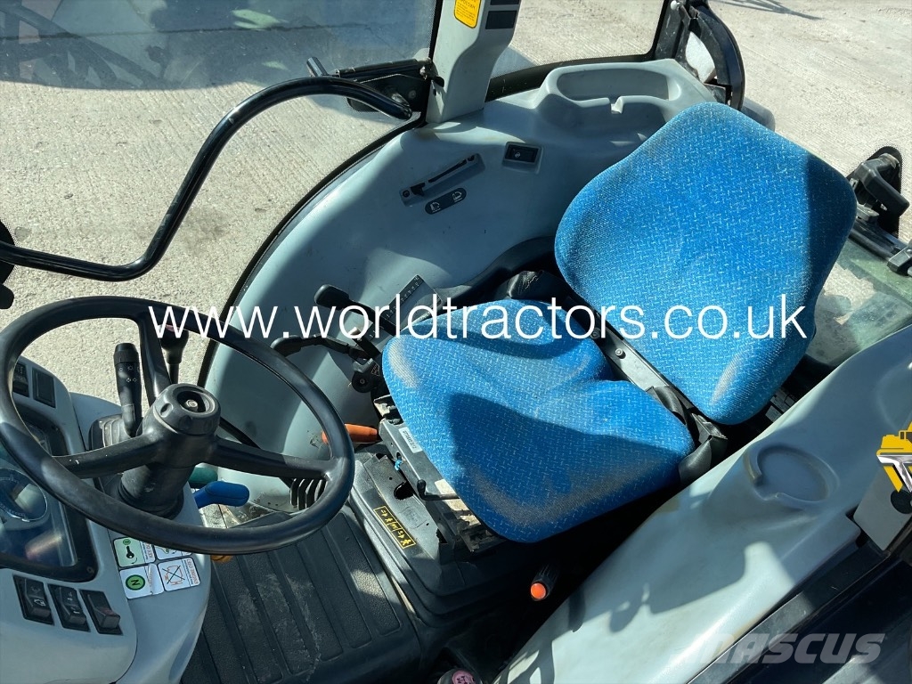 New Holland T 4030 Traktorok