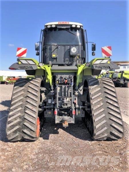 CLAAS XERION 5000 TRAC TS Traktoriai