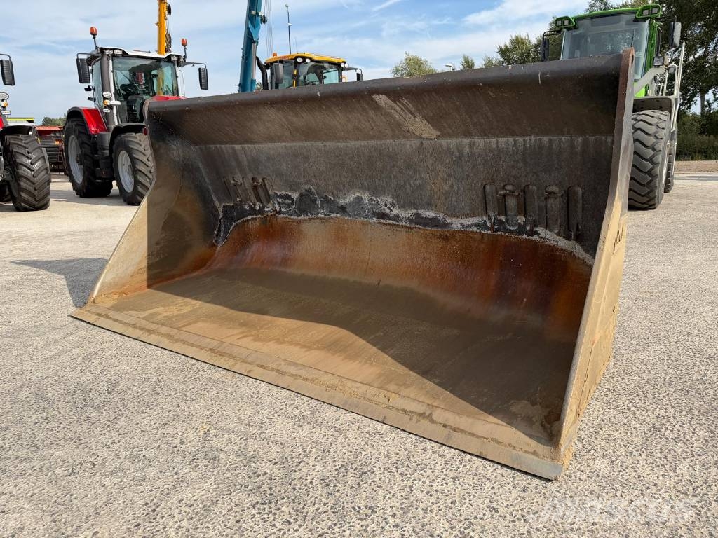 BePe Dichte bak / GP bucket 325cm 4200 liter Verachtert Schaufeln