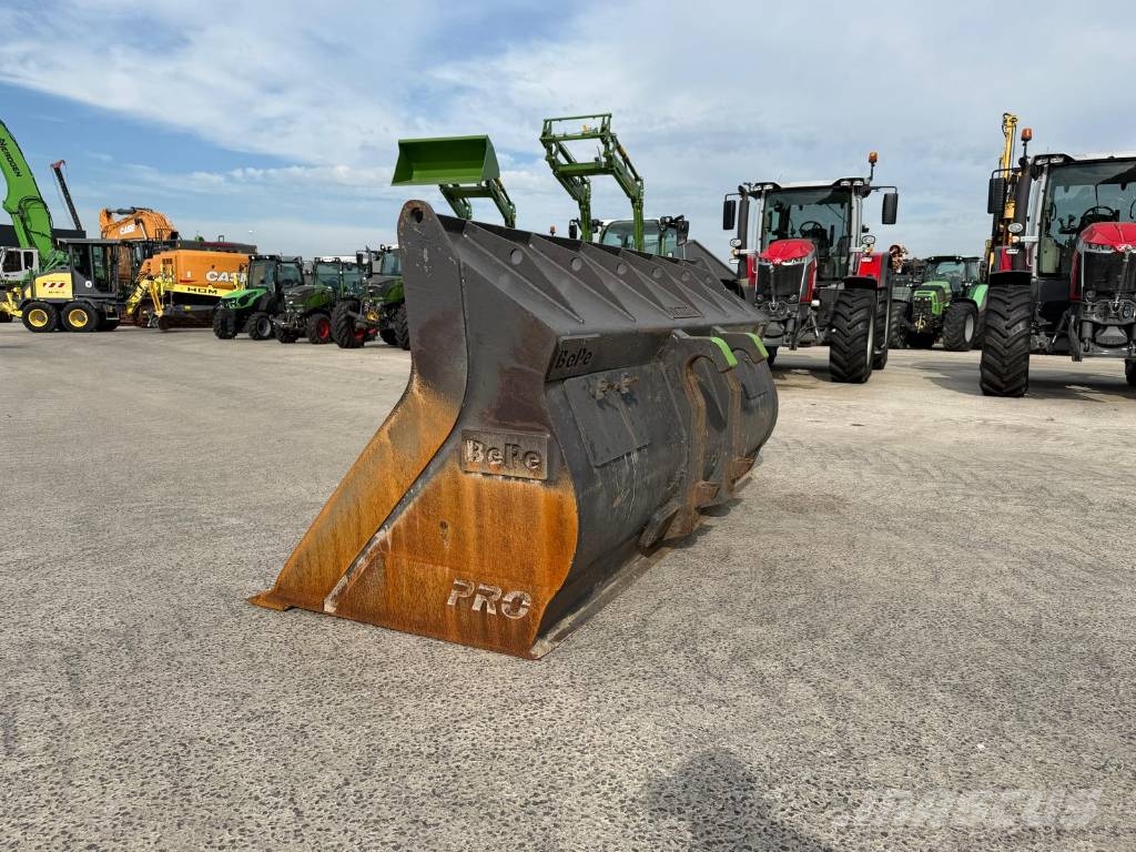 BePe Dichte bak / GP bucket 325cm 4200 liter Verachtert Schaufeln