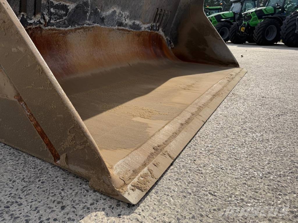 BePe Dichte bak / GP bucket 325cm 4200 liter Verachtert Schaufeln