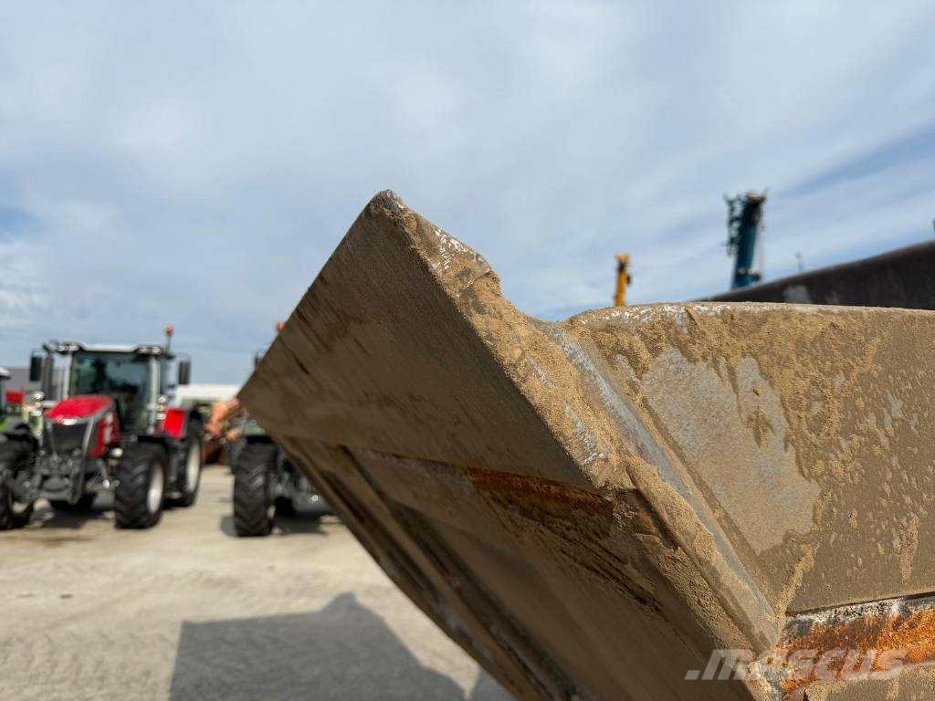 BePe Dichte bak / GP bucket 325cm 4200 liter Verachtert Schaufeln