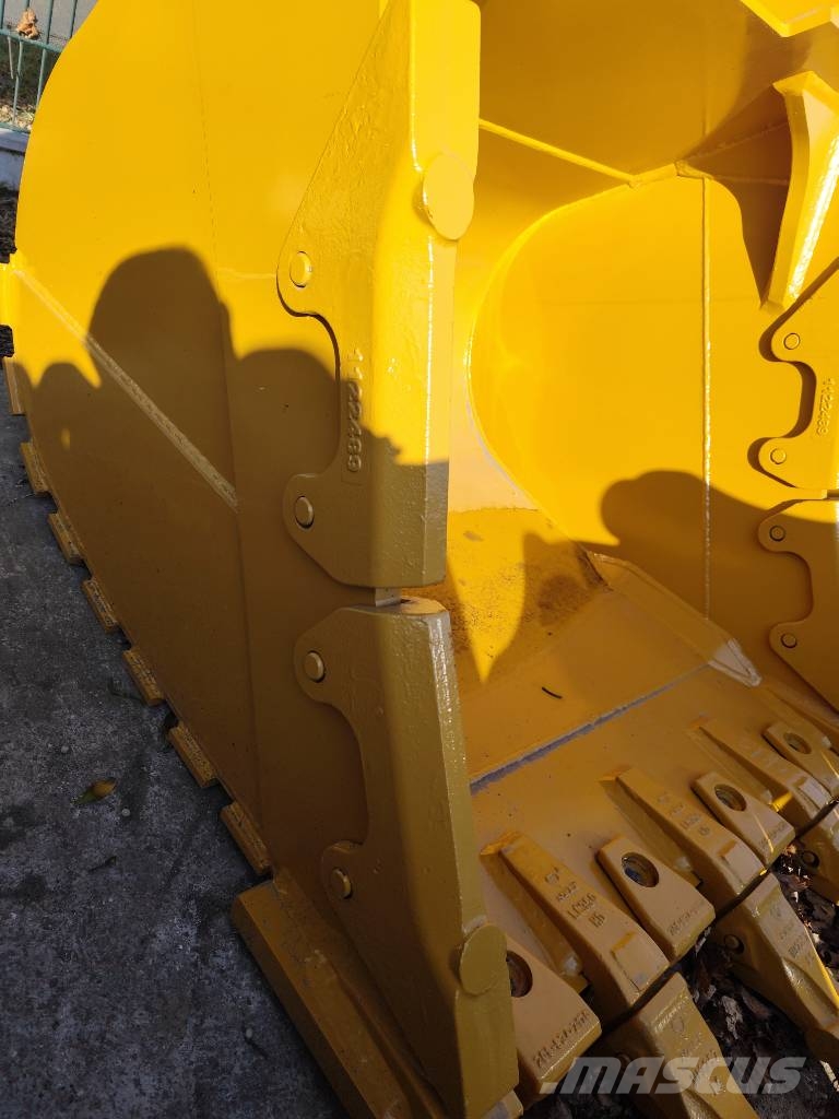 CAT 320 Pelle rétro arrière