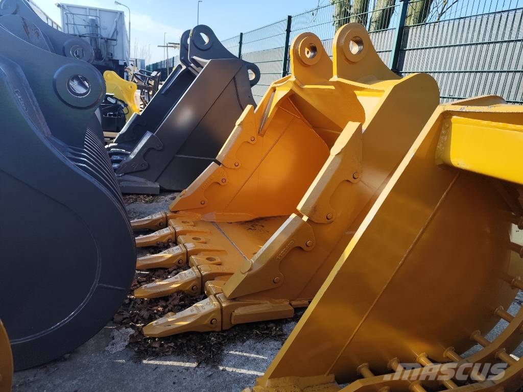 CAT 320 Pelle rétro arrière
