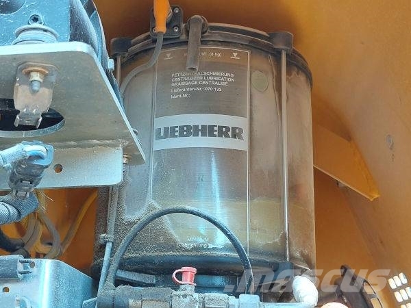 Liebherr R 956 LC Telakaivukoneet