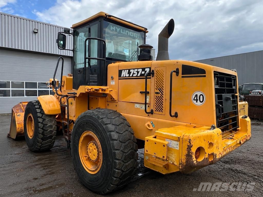 Hyundai HL757-7 لوادر بعجل