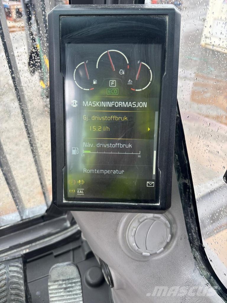 Volvo EW 220 E TUNNEL Gumikerekes kotrók