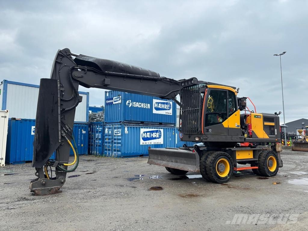 Volvo EW 220 E TUNNEL Gumikerekes kotrók
