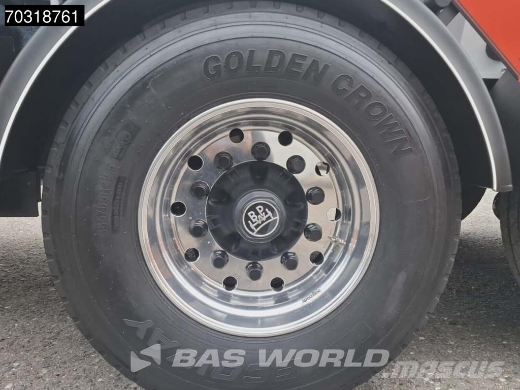  Lion Trailer LT 3 axles セミトレーラータンカー