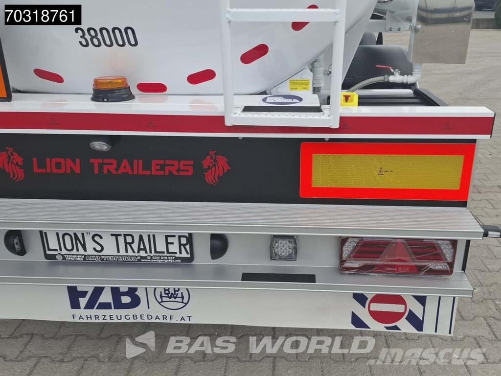  Lion Trailer LT 3 axles セミトレーラータンカー