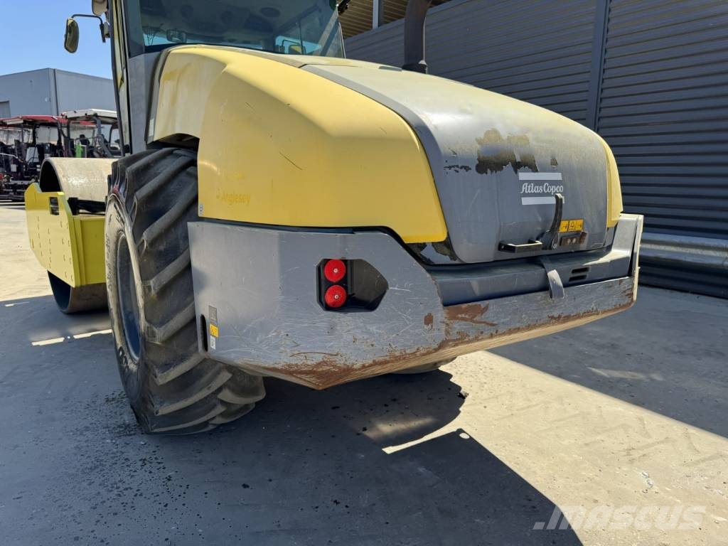 Dynapac CA 3500 D Trilrolwalsen