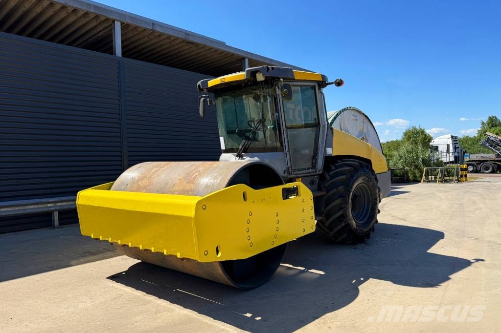 Dynapac CA 3500 D Trilrolwalsen