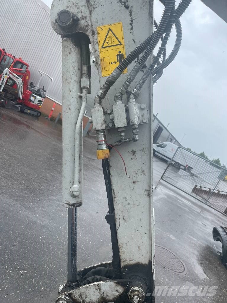 Takeuchi TB230 Εκσκαφάκι (διαβολάκι) < 7t
