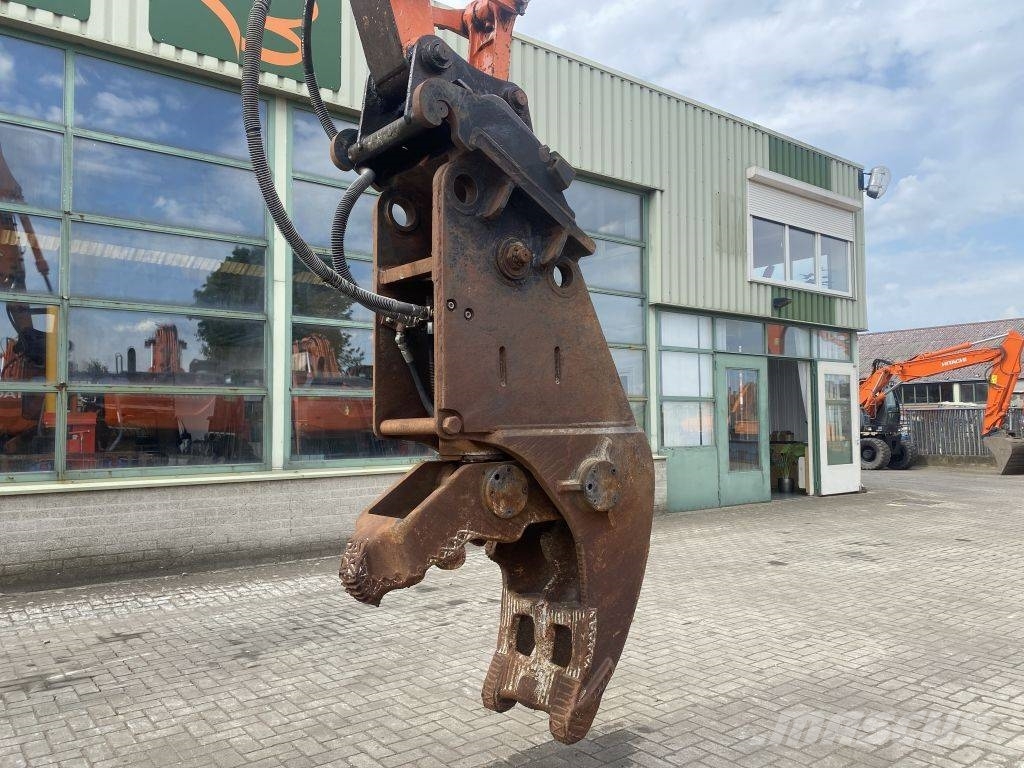  Crusher CW 30 Ehituspurustid
