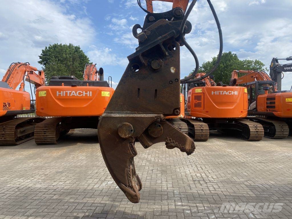  Crusher CW 30 Ehituspurustid