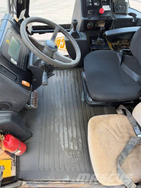 JCB 718 Karjeriniai savivarčiai
