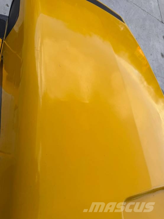JCB 718 Karjeriniai savivarčiai
