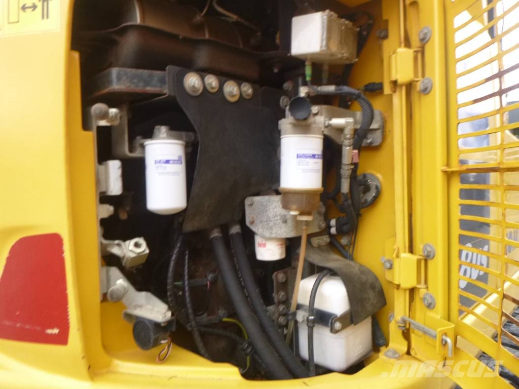 Komatsu PC 138 US-11 Telakaivukoneet