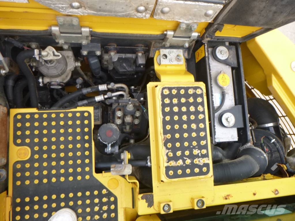 Komatsu PC 138 US-11 Telakaivukoneet