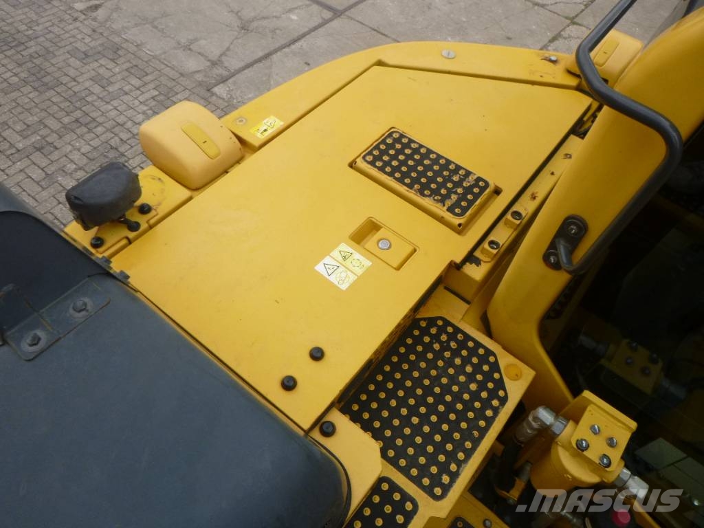 Komatsu PC 138 US-11 Telakaivukoneet